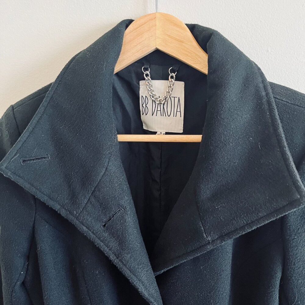 Princess Style Coat - Picture 2 of 4